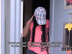 18 ans, Brunette brune, En gros plan de très près, Européenne, Femelle, Hd, Rugueux, Fils