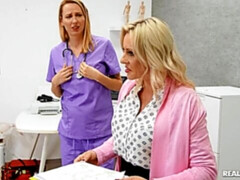 Grosser arsch, Grosser schwanz, Blasen, Arzt, Hardcore, Milf, Natürlichen titten, Krankenschwester