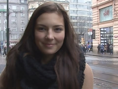 Amateur, Sucer une bite, Brunette brune, En levrette, Pov, Dénudage, Adolescente, Nénés