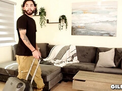 Gros cul, Gros seins, Sucer une bite, Brunette brune, Mamie, Nue  à poil, Chatte, Nénés