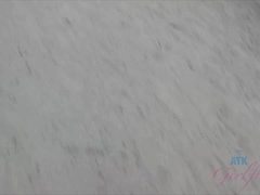 Noire, Sucer une bite, Noir ébène, Petite amie, De plein air, Pov, Rasée, Voyeur