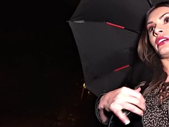 Leie, Grosse titten, Braunhaarige, Milf, Im freien, Öffentlich, Dusche, Titten