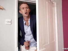 Anissa Kate and Beth Bennett have lesbo fun