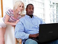 Grote lul, Blond, Pijpbeurt, Hondjeshouding, Klein, Kort haar, Tiener, Tieten likken