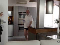 18 jahre, In den arsch, Tschechisch, Hd, Lecken, Reif, Reife frau in den arsch, Muschi