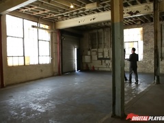 Grosse titten, Spermaladung, Hundestellung, Sporthalle, Lecken, Im freien, Muschi, Realität