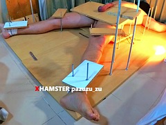 素人, デカチン, 着衣女と全裸男, イく瞬間, 足, フェムドム, 手コキする, オッパイの