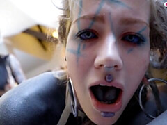 18 ans, Extrême, Embrassement, Lesbienne, Léchez, Lingerie, Rasée, Nénés