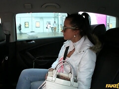 Belleza, Mamada, Morena, Coche, Sexo duro, Dinero, Puta, Tetas