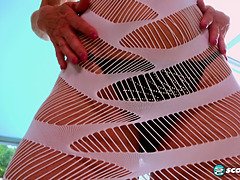 Бикини, Брюнетки, Хд, Каблуки, Зрелые, Милф, Бассейн, Соло