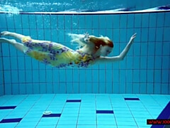 18, 素人, ビキニ, Hd, 小柄, ロシア人, ティーン, 水中