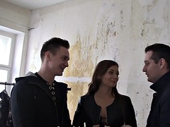 Leie, Blasen, Doppelpenetration, Deutsch, Reif, Milf, Schlampe, Flotter dreier