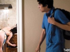 Grosser arsch, Schwanz, Hundestellung, Familie, Hardcore, Hd, Spanisch, Stiefmutter