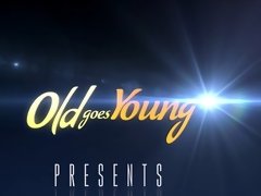 Sucer une bite, Brunette brune, En levrette, Érotique, Hd, Nénés