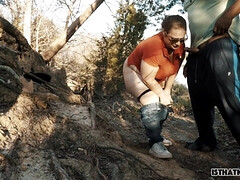 Gros cul, Gros seins, Blonde, Sucer une bite, Tir de sperme, Interracial, Seins naturels, Nénés