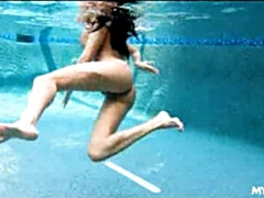 Grosse titten, Blasen, Braunhaarige, Aufs gesicht abspritzen, Hausfrau, Latina, Milf, Ehefrau