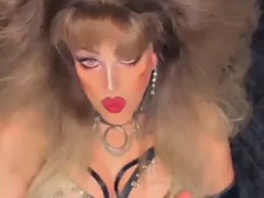 Compilatie, Travestiet, Hakken, Latex, Masturbatie, Roken, Alleen, Speelgoed