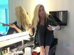 Enthousiasteling, Badkamer, Blond, Vies, Slipje, Gezichtspunt, Kut duiken, Roken