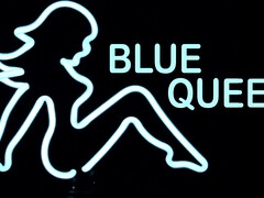 Gros cul, Gros seins, Brunette brune, Queue, Hard, Talons, Mère que j'aimerais baiser, Jarretelles