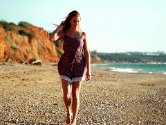 Strand, Grote mammen, Blond, Jurk, Masturbatie, Natuurlijke tieten, Tepels, Russisch