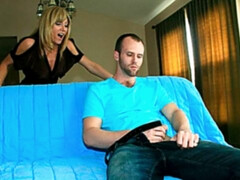 Blasen, Sperma im mund, Spermaladung, Lecken, Masturbation, Milf, Höschen, Schuhe