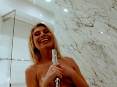 ぽっちゃり, デカ尻, デカパイ, ブロンド, ディルド, 指いじり, レズビアン, オマンコ