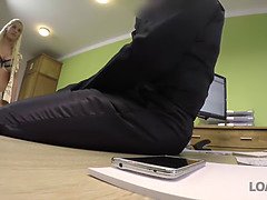 Blonde, Sucer une bite, Plantureuse, Gorge profonde, Masturbation, Maman, Chatte, Belle mère