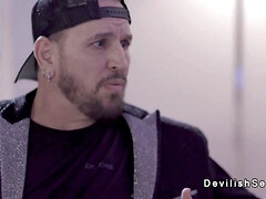 Blond, Pijpbeurt, Rondborstig, Erotisch, Hardcore, Hd, Feest, Zuigen