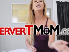 Horny stepson introducing his thick cock