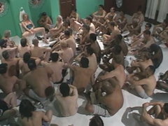 Bad, Viele männer bespritzen eine frau, Spermaladung, Aufs gesicht abspritzen, Gruppensex, Gruppe, Absätze, Muschi