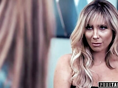 Blondine, Europäisch, Lesbisch, Lecken, Milf, Muschi