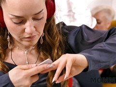 Gros seins, Blonde, Femme couguar, Énorme, Bite énorme, Mature, Maman, Nénés