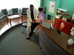 Amateur, Lécher le cul, Médecin, Branlette thaïlandaise, Embrassement, Léchez, Bureau, Voyeur