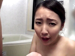 Asiatisch, Grosser arsch, Blasen, Sperma im mund, Schwanz, Hardcore, Nackt, Pov