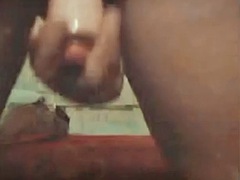 Daniela safada no showzinho porno dela arrombando a buceta com vibrador