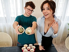 Culo grande, Verga grande, Mamada, Cornudo, Estilo perrito, Pov, Cabello corto