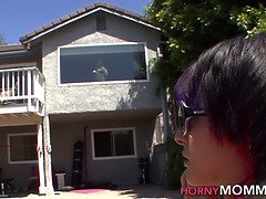 Alt teen slurps out stepmom lesbo and thumbs