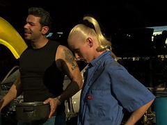 Язык в попке, Большой член, Групповуха, Секс без цензуры, Лизание, Милф, Сиськи, Игрушки