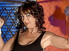 素人, デカ尻, デカパイ, 茶髪の, 指いじり, オナニー, 淫乱熟女, ストリッピング