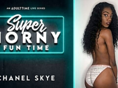 Noire, Noir ébène, Doigter, Poilue, Solo, Nénés, Jouets, Webcam