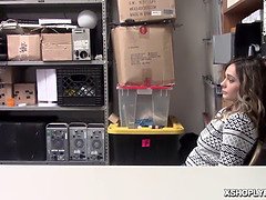 Grosser schwanz, Blasen, Aufs gesicht abspritzen, Hd, Büro, Schreiend, Jungendliche (18+), Titten