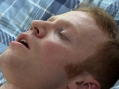 UK punk dildoing his ass during solo tugging