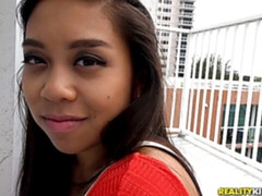 Cul, Gros cul, Sucer une bite, En levrette, Fille latino, Pov, Adolescente, Nénés