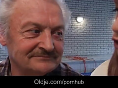 18 летние, Собачьи, Дедушка, Хд, Зрелые, Натуральные сиськи, Рыжие, Молоденькие