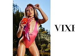 18 años, Verga grande, Rubia, Mamada, Estilo perrito, Tetas naturales, Flaco, Tetas