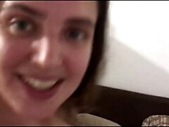 Amateur, Mamada, Engañando, Corridas faciales, Enorme, Latina, Desnudo, Tetas