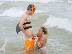 Amateur, Playa, Rubia, Mamada, Al aire libre, Tatuaje