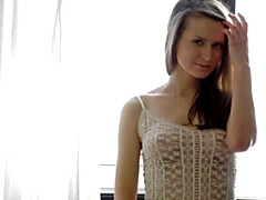 Grote kont, Blond, Bruinharig, Jonge meid, Natuurlijke tieten, Orgasme, Slipje, Tiener