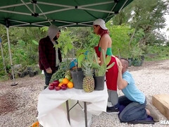 Tussi, Blasen, Vollbusig, Hardcore, Hd, Im freien, Pornostars, Titten