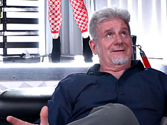 Anal, Cul, Gros cul, Gros seins, Rondelette, Grosse, Talons, Jarretelles